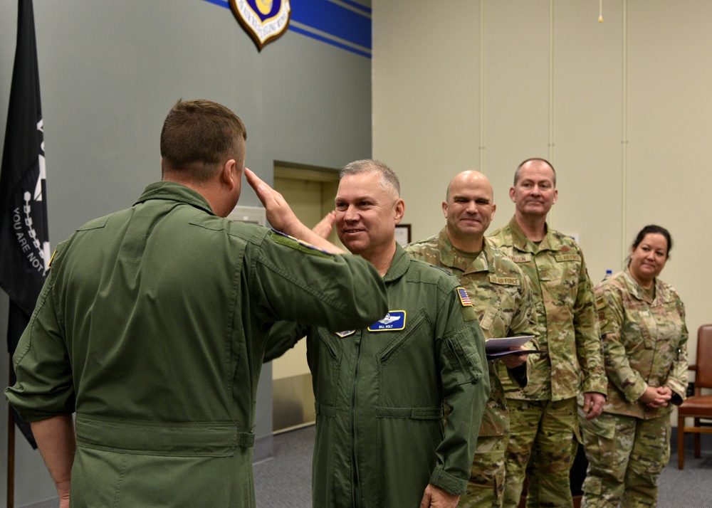 Maj. Gen. Holt visits 117th ARW