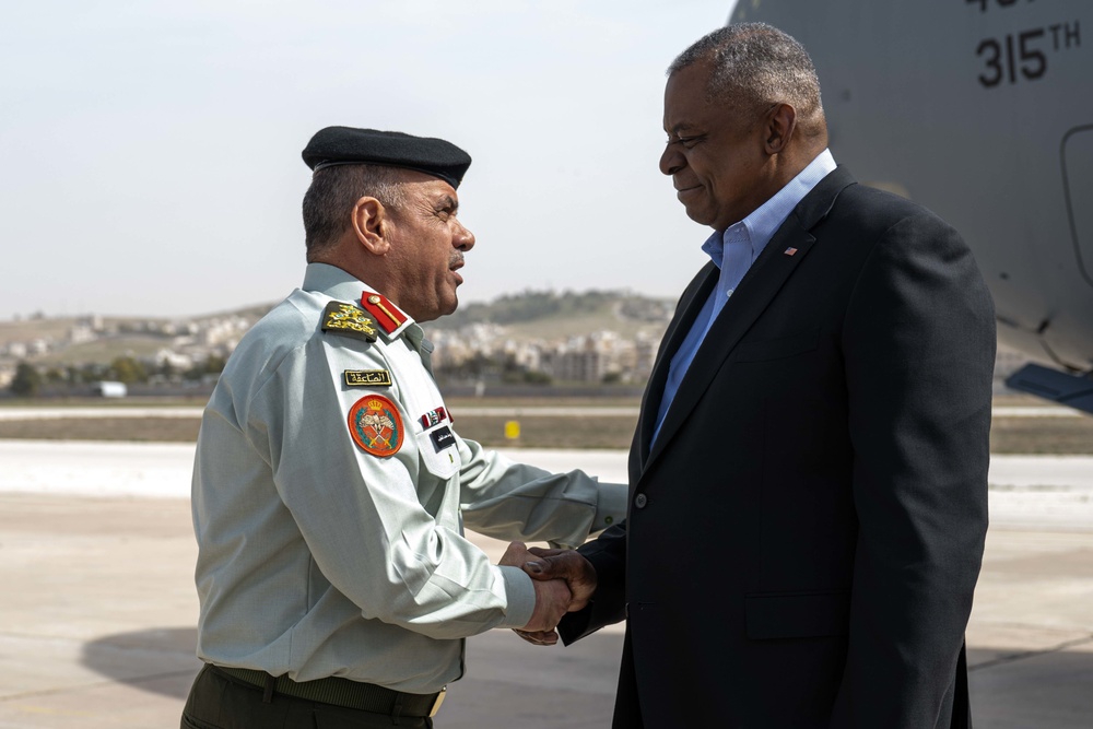 SECDEF Arrives in Jordan