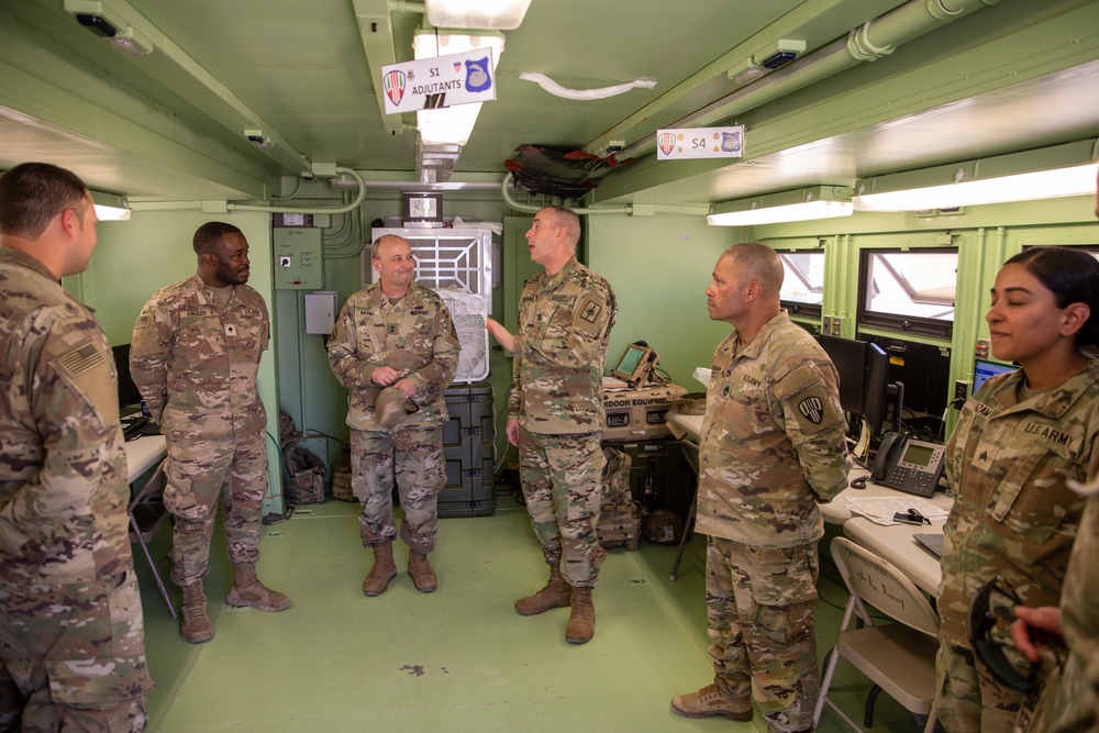 NYNG Leadership Visit The 369th Sustainment Brigade