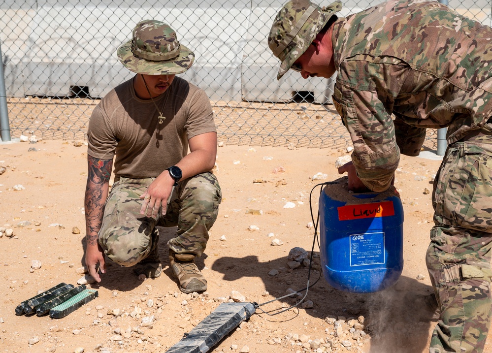 378th ESFS MWDs train with EOD