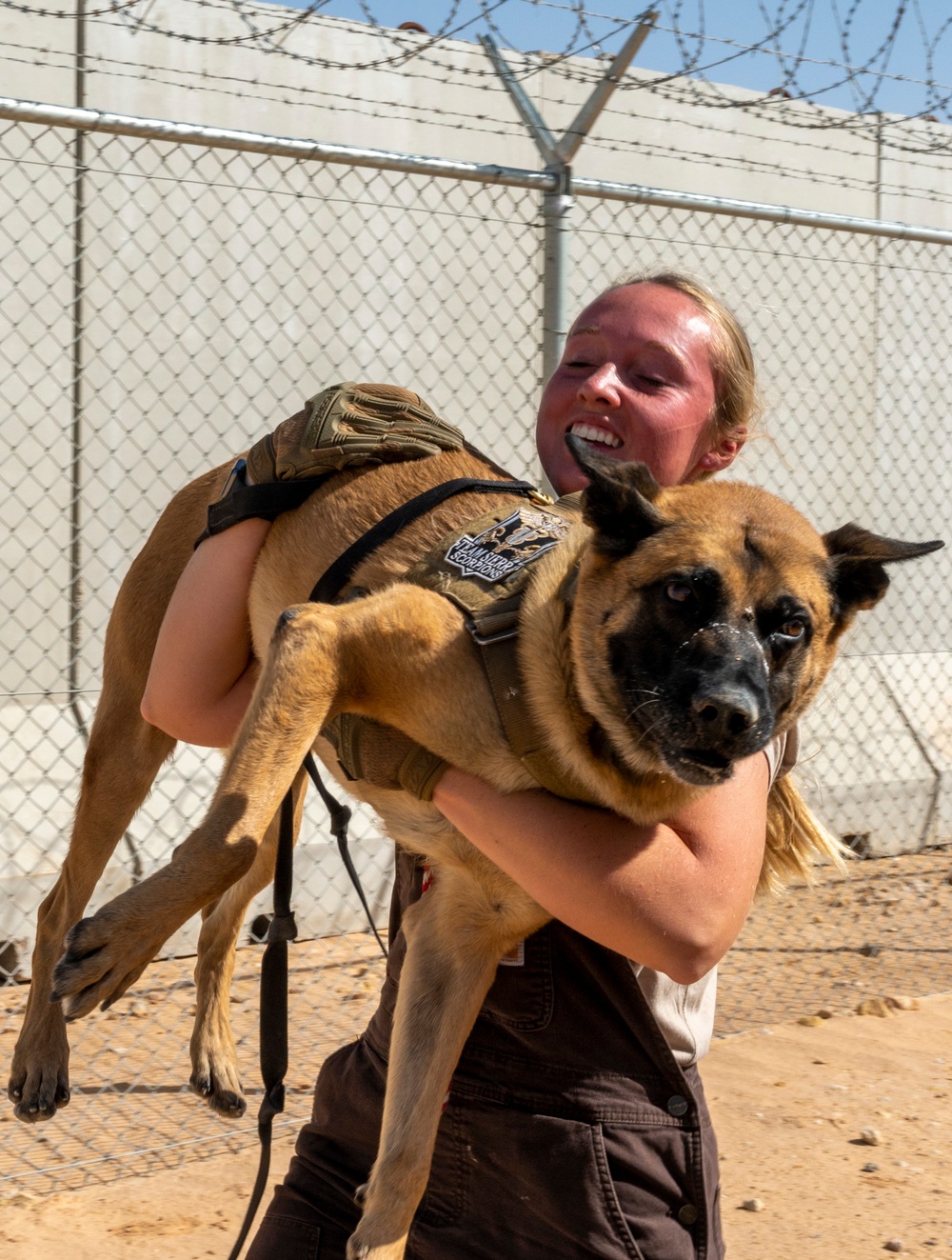 378th ESFS MWDs train with EOD