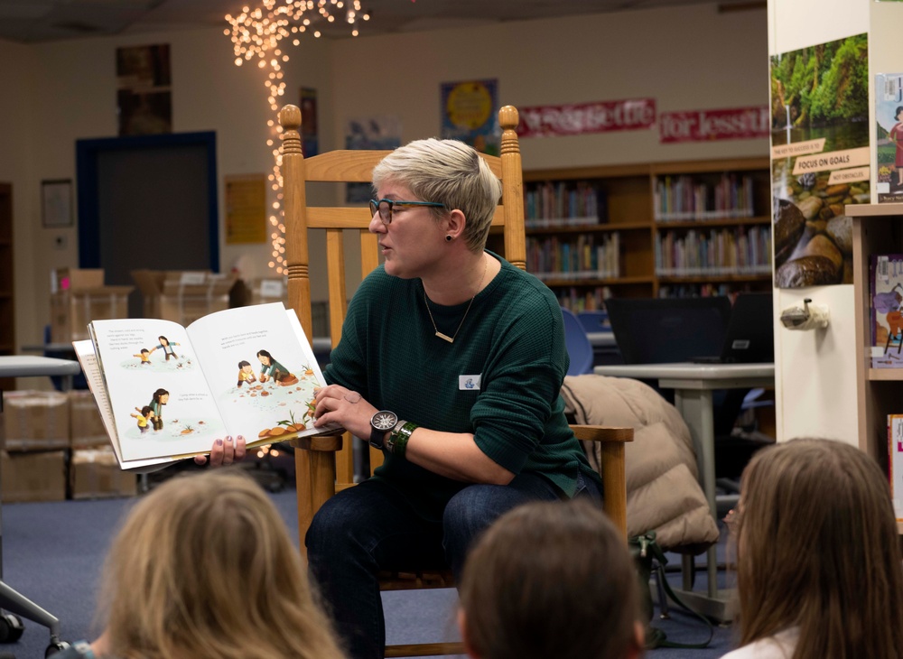 NSA Naples Celebrates &quot;Read Across America&quot;