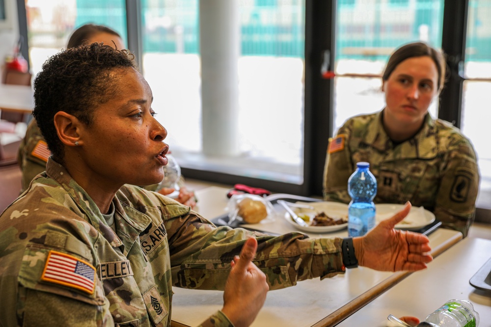 Women discuss serving in uniform at mentoring group