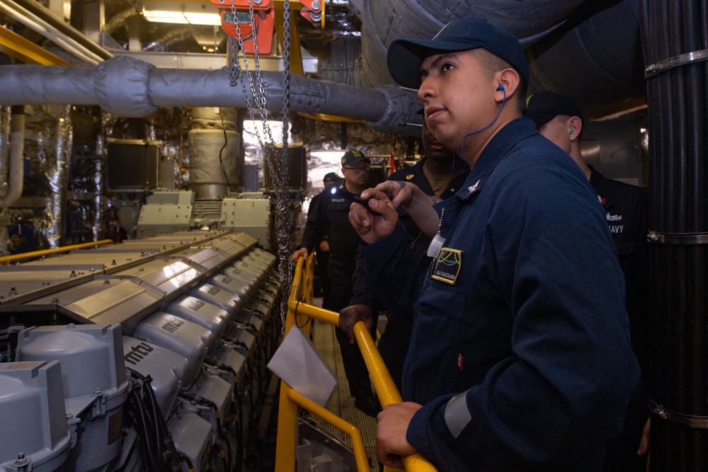 USS Mobile (LCS 26) Blue Crew Operates in Pearl Harbor