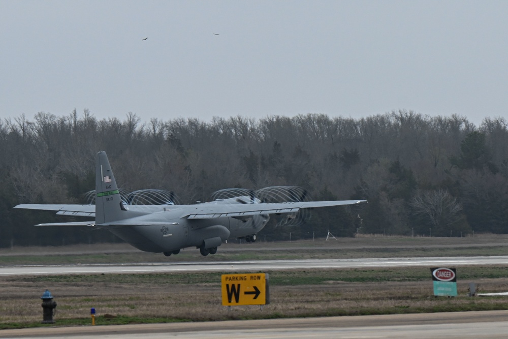 Little Rock AFB evacuates aircraft ahead of dangerous storm