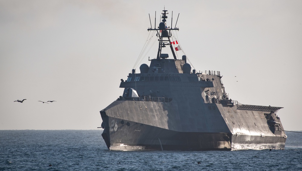 USS Mobile Visits Naval Surface Warfare Center, Port Hueneme District for Ship Groom