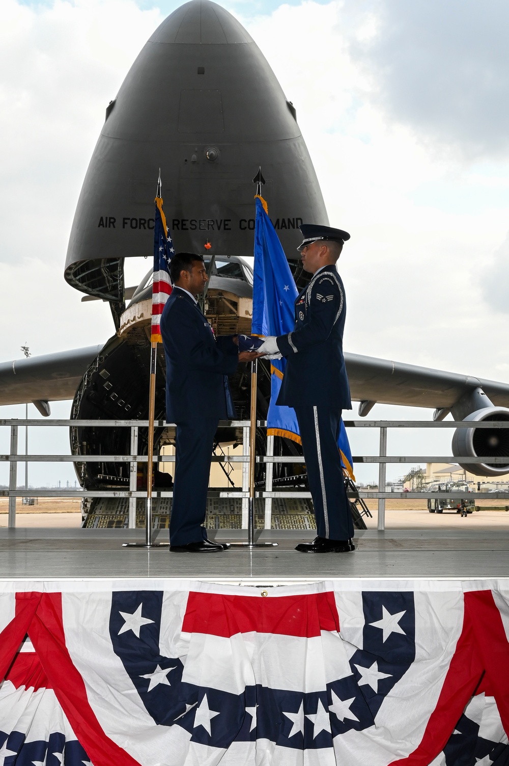 Alamo Wing Vice Commander Retires