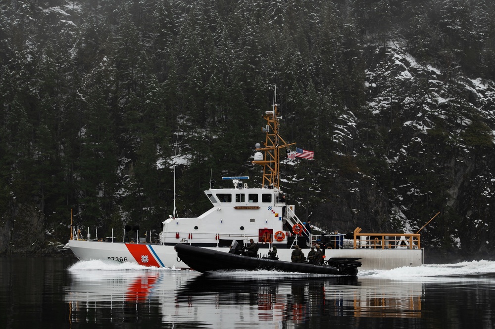 U.S. Coast Guard, Royal Canadian Mounted Police conduct law enforcement training