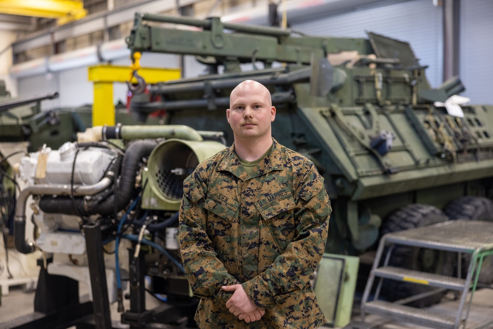 2d LAR LCpl Bryce Lien Reenlistment