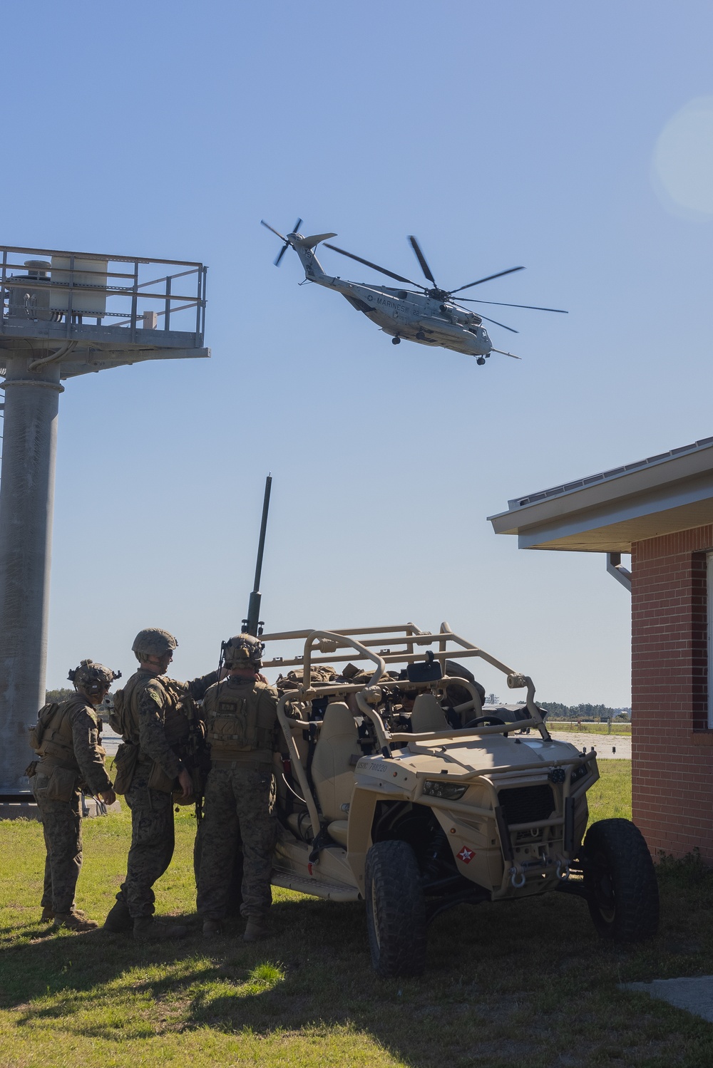 26th MEU Seizes Airfield