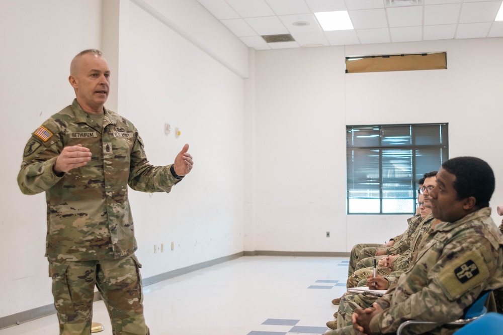 807th Medical Command Leaders Visit the 176th Medical Brigade