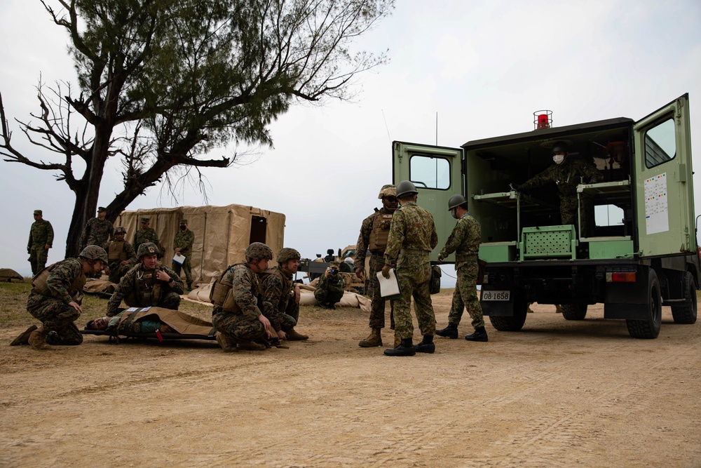 CLR-37 Corpsmen conduct mass casualty exercise