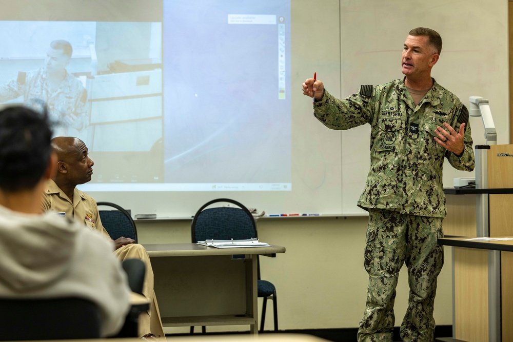 Commander, Navy Region Hawaii, NAVFAC Hawaii Visit University of Hawaii Engineering Class