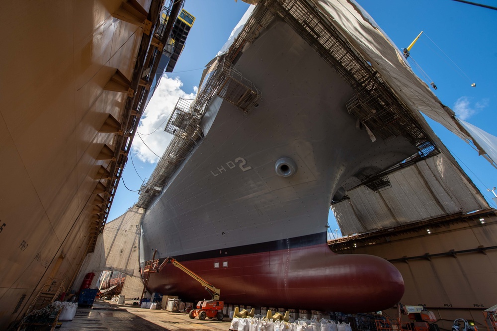 DVIDS - Images - USS Essex Conducts A Maintenance Period [Image 3 of 3]