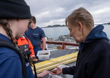 Coast Guard Cutter Polar Star (WAGB 10) visits Palmer Station for first time in 35 years