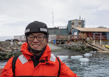Coast Guard Cutter Polar Star (WAGB 10) visits Palmer Station for first time in 35 years