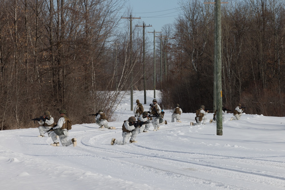 U.S. Marines with 2nd Landing Support Battalion Conduct Disbursing Operations in Fort Drum