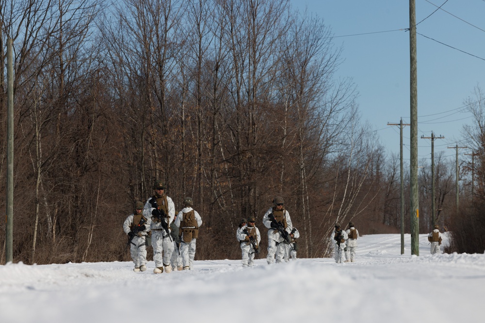 U.S. Marines with 2nd Landing Support Battalion Conduct Disbursing Operations in Fort Drum