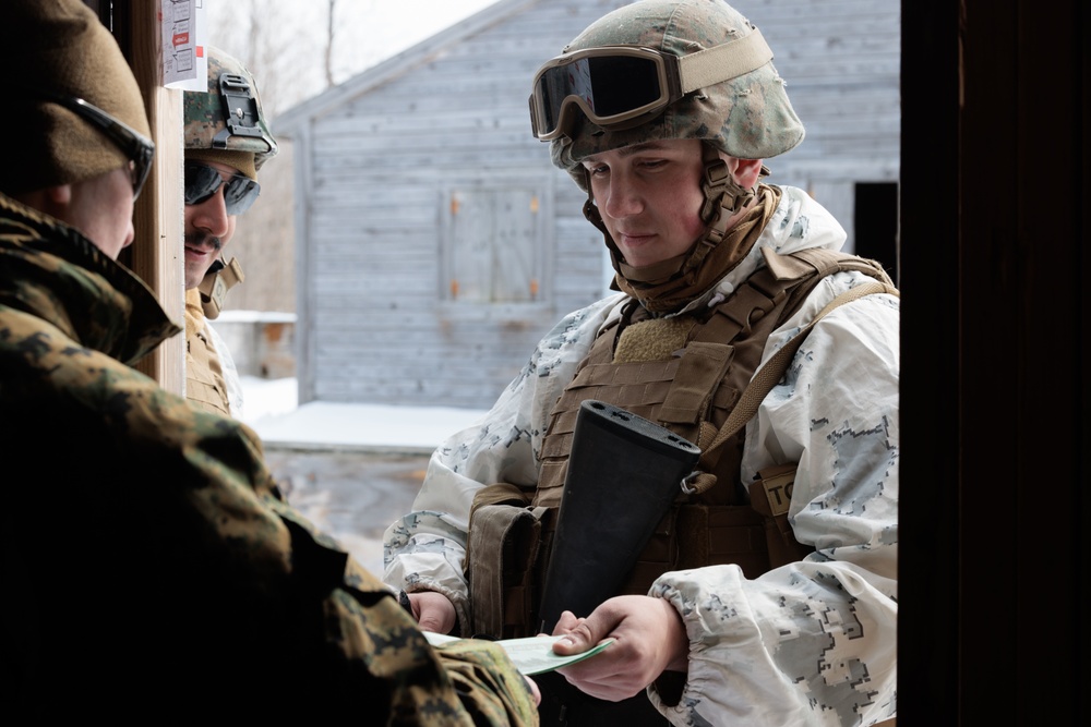 U.S. Marines with 2nd Landing Support Battalion Conduct Disbursing Operations in Fort Drum