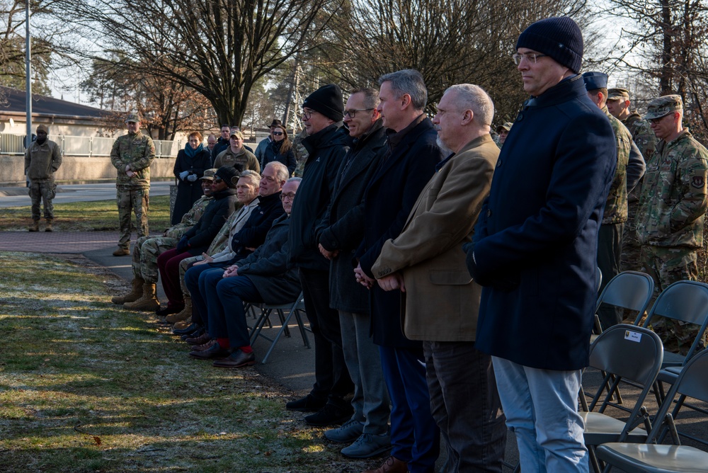 RAB dedicates sandstone monoliths to KMC communities