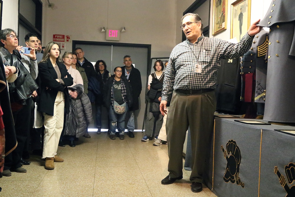 Family members take peek into plebes life at West Point during Plebe-Parent Weekend