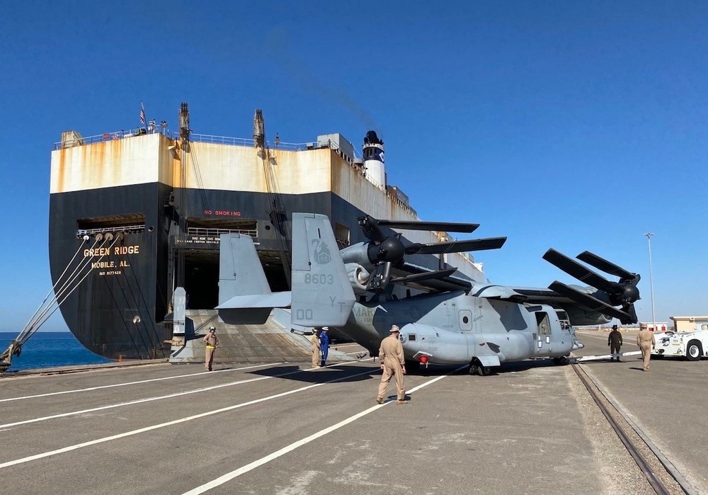 Marines and Saudi Port Authority workers at Yanbu Industrial Port, Kingdom of Saudi Arabia