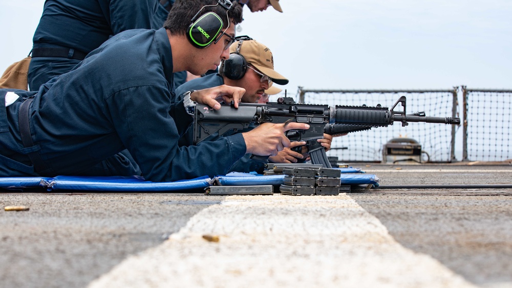 USS Farragut Conducts Live-Fire Exercise