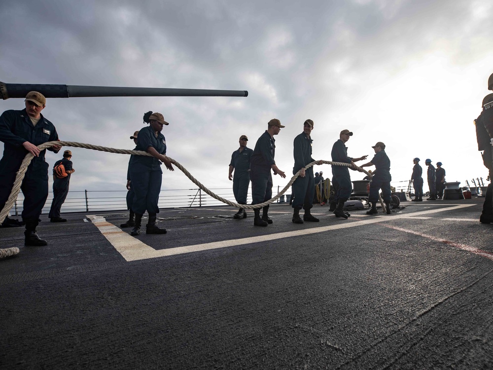 USS Farragut Arrives in Manta, Ecuador