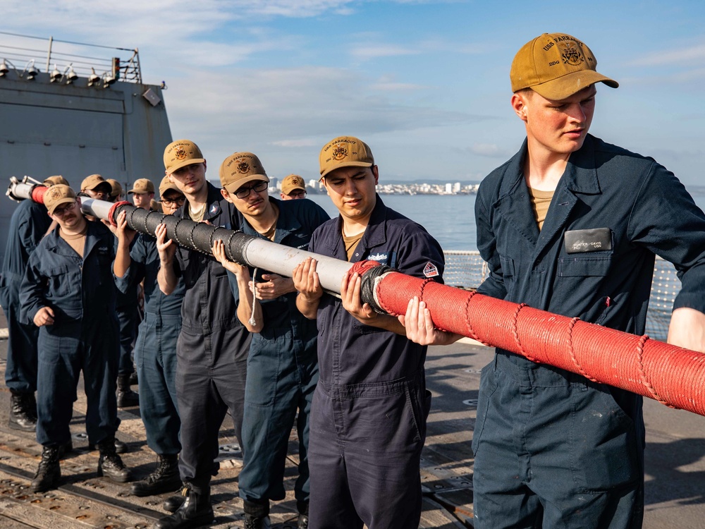 USS Farragut Arrives in Manta, Ecuador