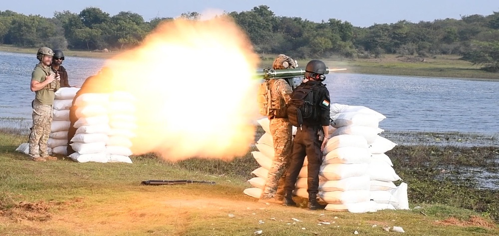 1st SFG(A) Trains alongside Indian Forces