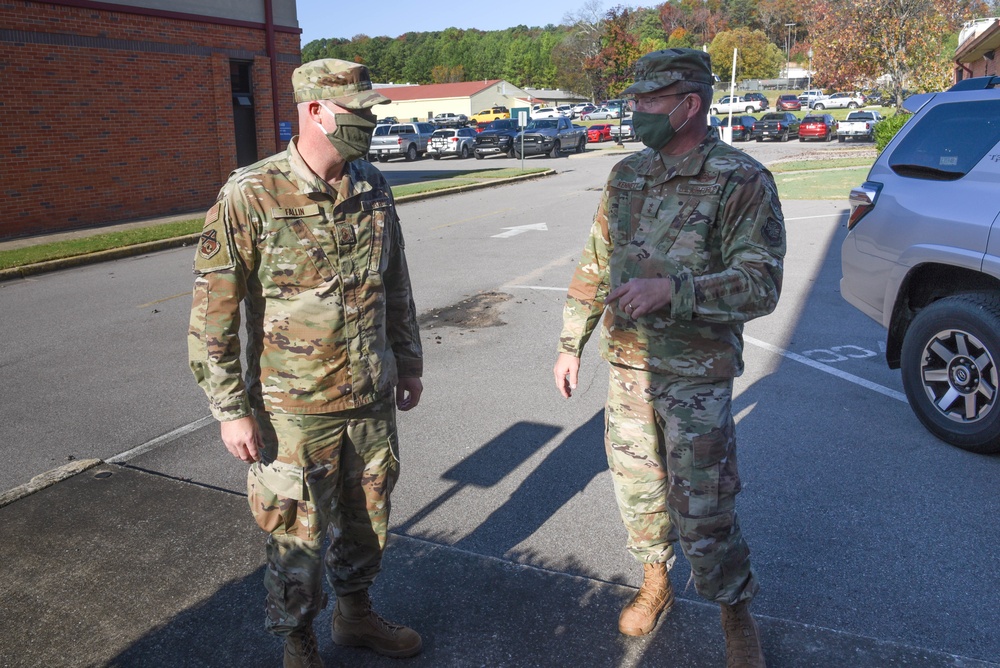 Maj. Gen. Kennett Visit
