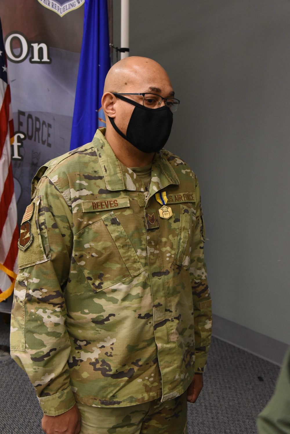 U.S. Air Force Tech. Sgt. Tyree Reeves receives Air Force Commendation Medal