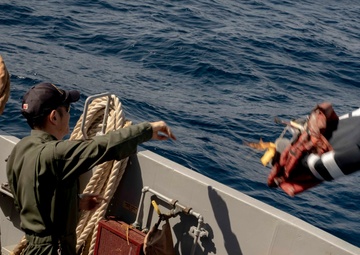 USS Ashland Search and Rescue Ops: Iron Fist 23