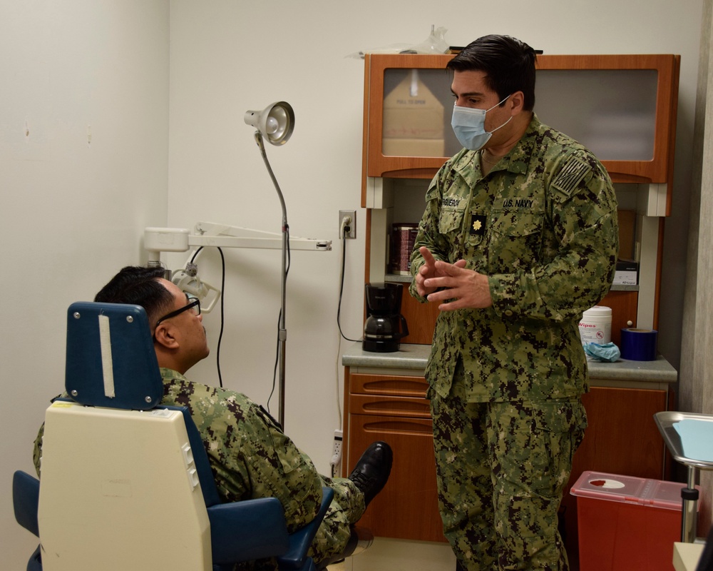 NMRTC Navy Reservists Provide Dental Care