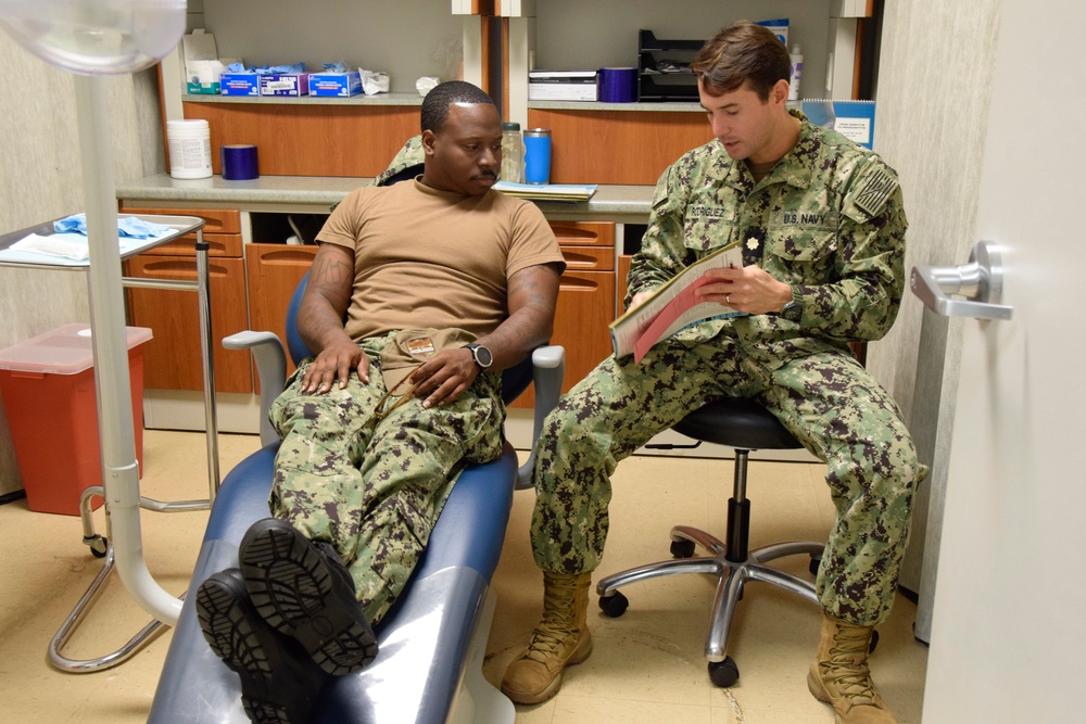 NMRTC Navy Reservists Provide Dental Care