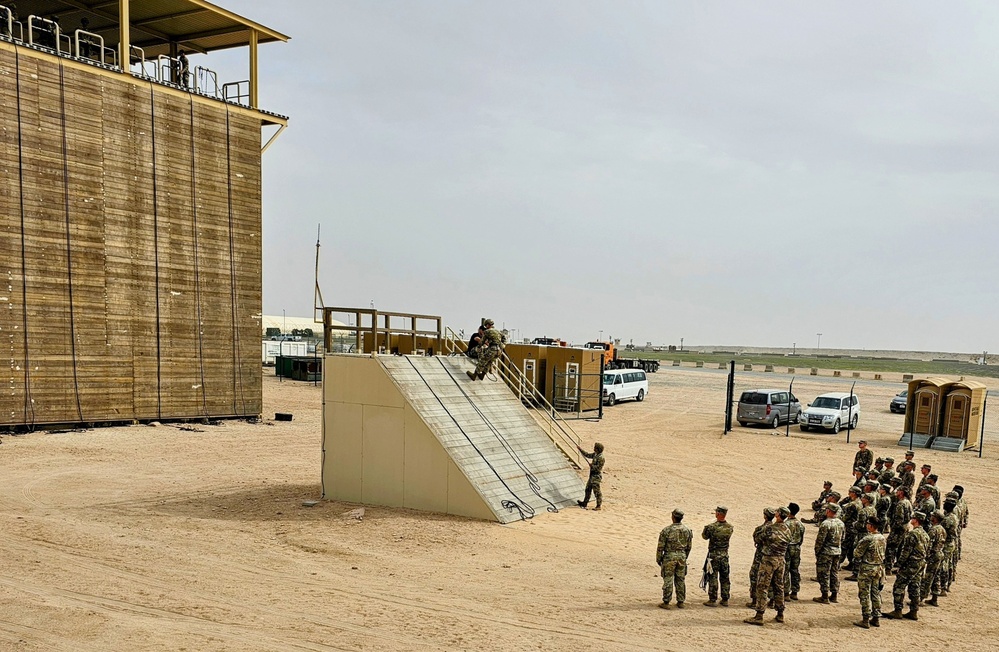 Rappel Master course attacks the rappel tower in Kuwait