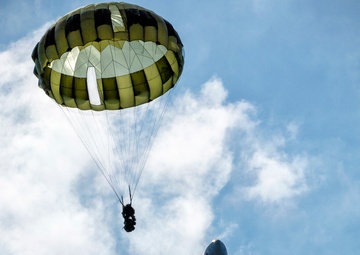 Iron Fist 23: USAF and JGSDF conduct island seizure training