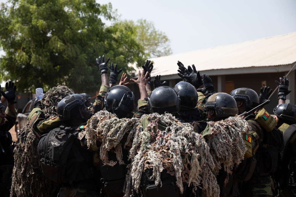 Cameroon Armed Forces conduct a simulated KLE during Flintlock