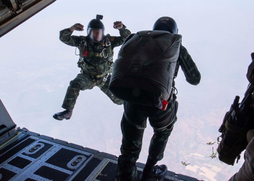 U.S., Thai Jump Together