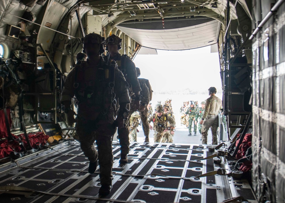 U.S., Thai Jump Together