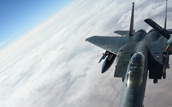 USAF KC-135 Stratotanker refuels RAF RC-135, USAF F-15s in CENTCOM AOR