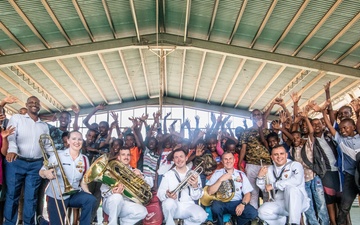 U.S. Navy Connects with Djiboutian Students, Musicians through Rhythm, Music