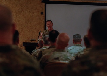 Chief of Staff of the Army, Sergeant Major of the Army visit Fort Stewart
