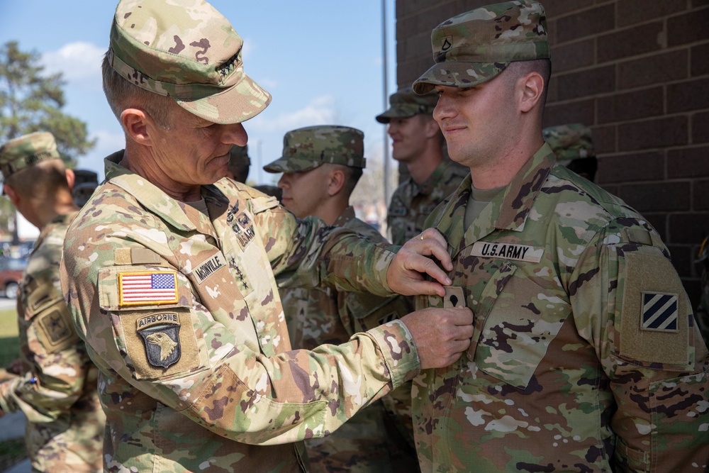 Chief of Staff of the Army, Sergeant Major of the Army visit Fort Stewart