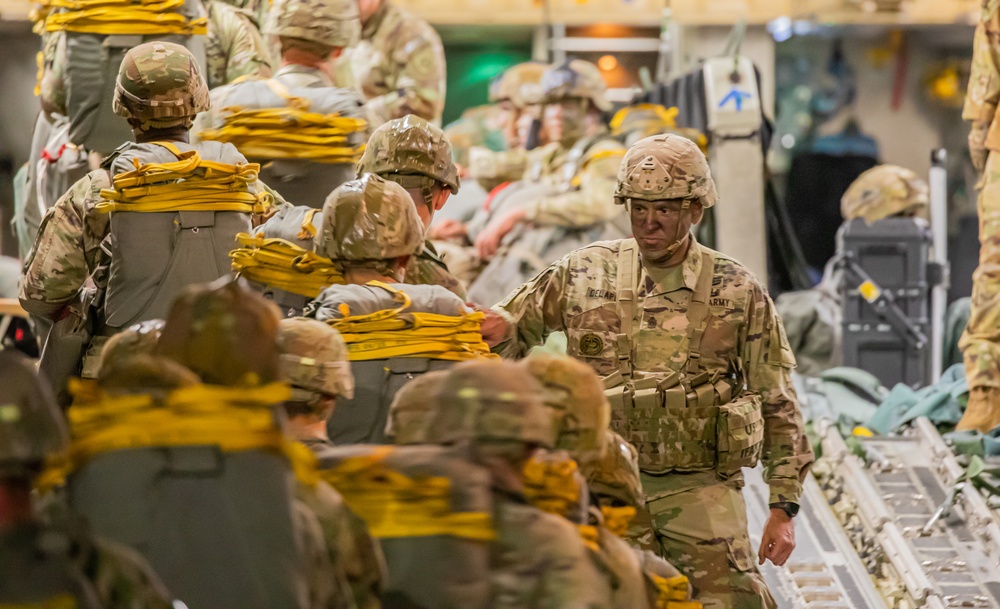 82nd Airborne Division Paratroopers Prepare for Panther Giant