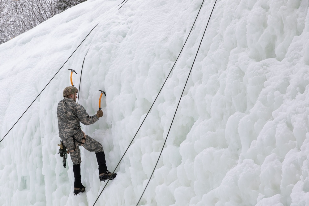 Vermont Infantry Ice Climbing and Winter Mobility