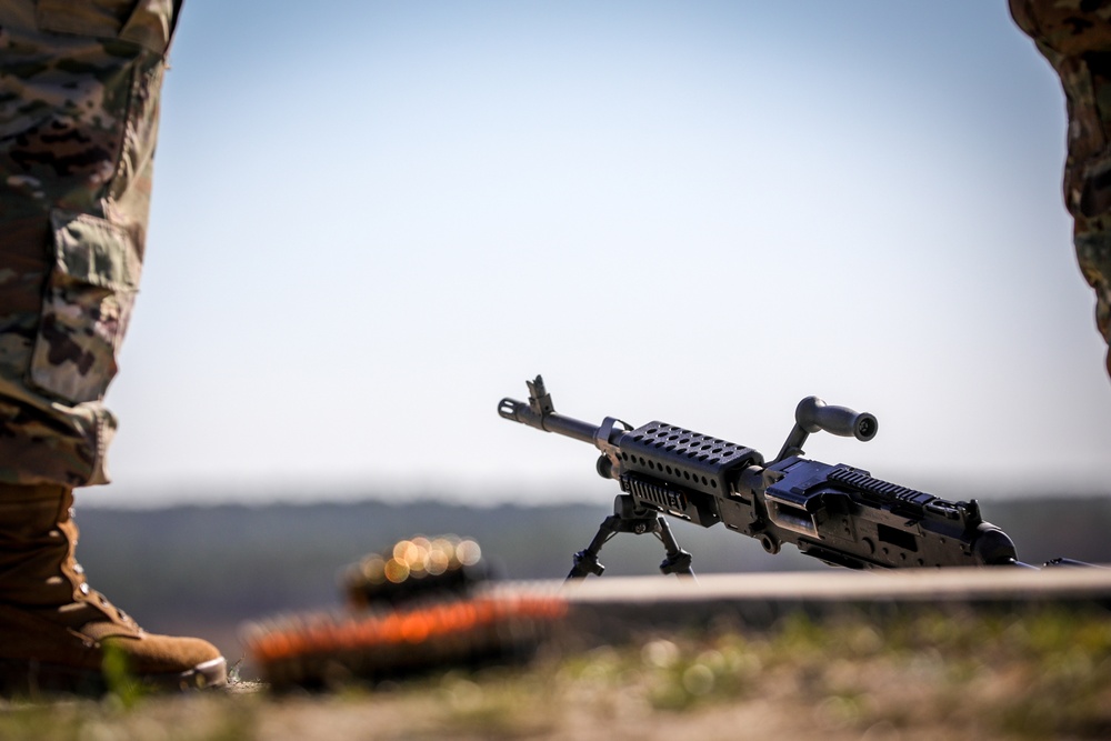 Soldiers Shoot The M240B