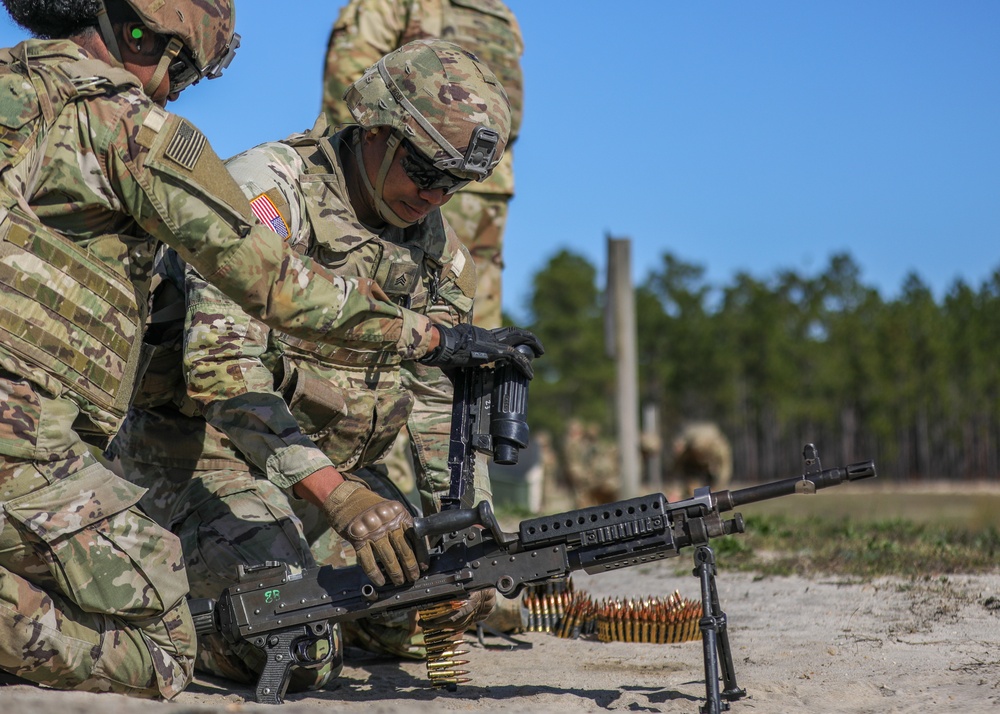 Soldiers Shoot The M240B