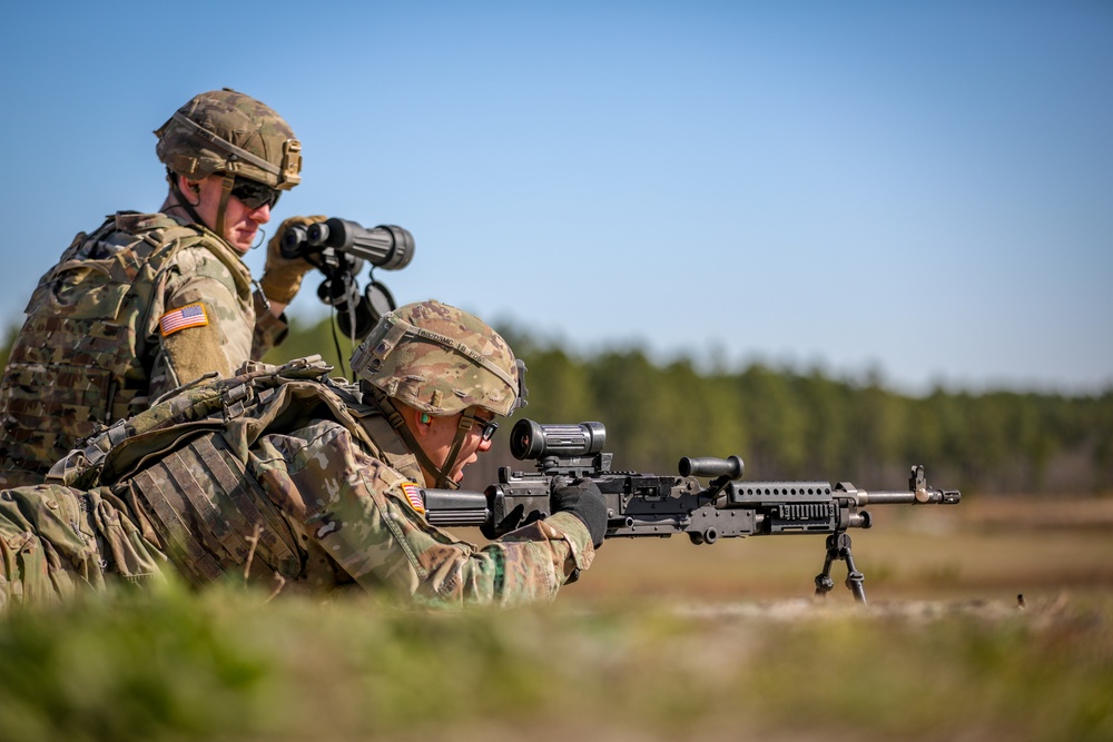 Soldiers Shoot The M240B