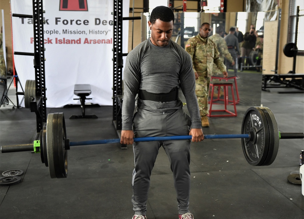 ASC Soldiers participate in 500/1,000 lbs. Club Competition